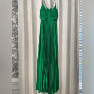 Emerald green pleated maxi dress from mango